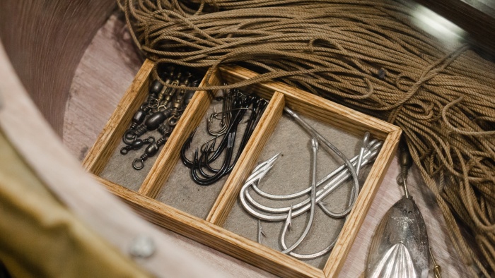 hooks, carabiners, or ropes